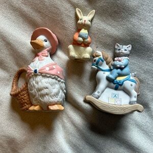 Lot of 3 china figurines